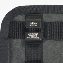 Load image into Gallery viewer, Arkiv Vertical Zippered Pocket
