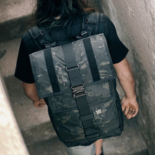 Load image into Gallery viewer, COBRA® Buckle
