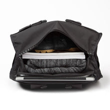Load image into Gallery viewer, The Transit : Duffle
