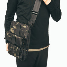 Load image into Gallery viewer, Arkiv Shoulder Strap
