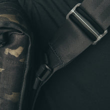 Load image into Gallery viewer, Arkiv Shoulder Strap
