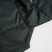 Load image into Gallery viewer, The Northmar : Vest
